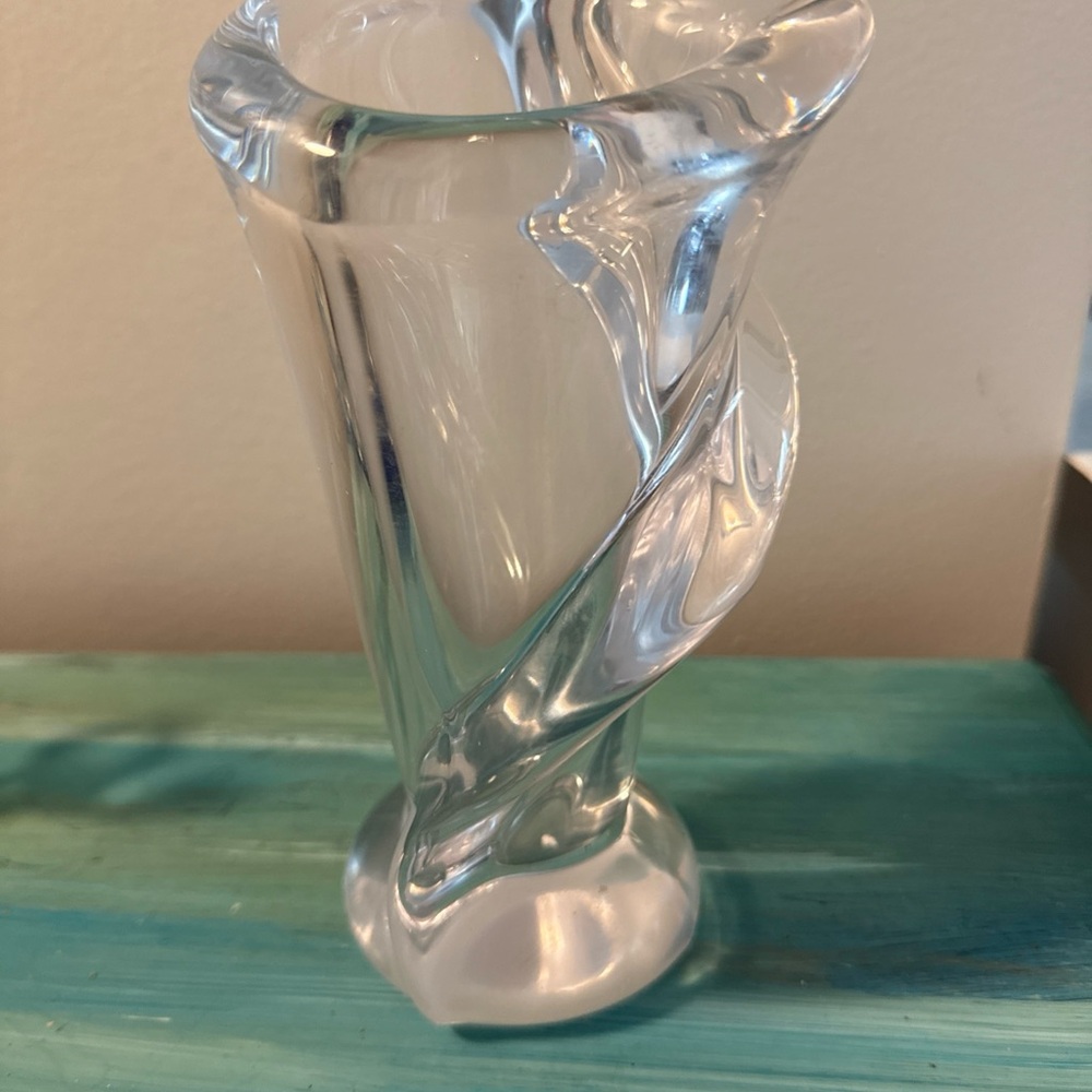 Vannes Le Chatel Vase France Crystal Art Glass Calla Lily Shape 7"h